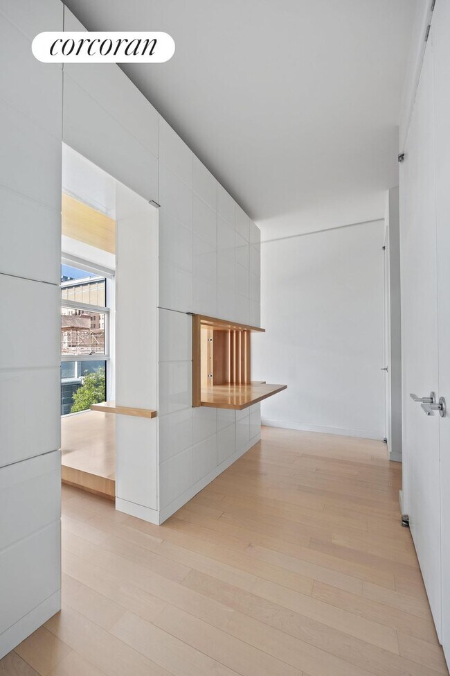 Photo - 447 W 18th St