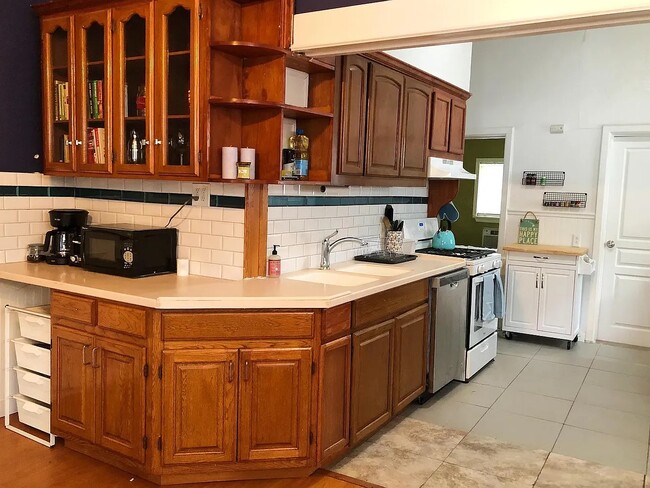 Photo - 234 Princeton Ave