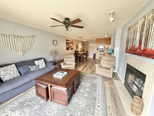 Photo - 5371 Central Ave