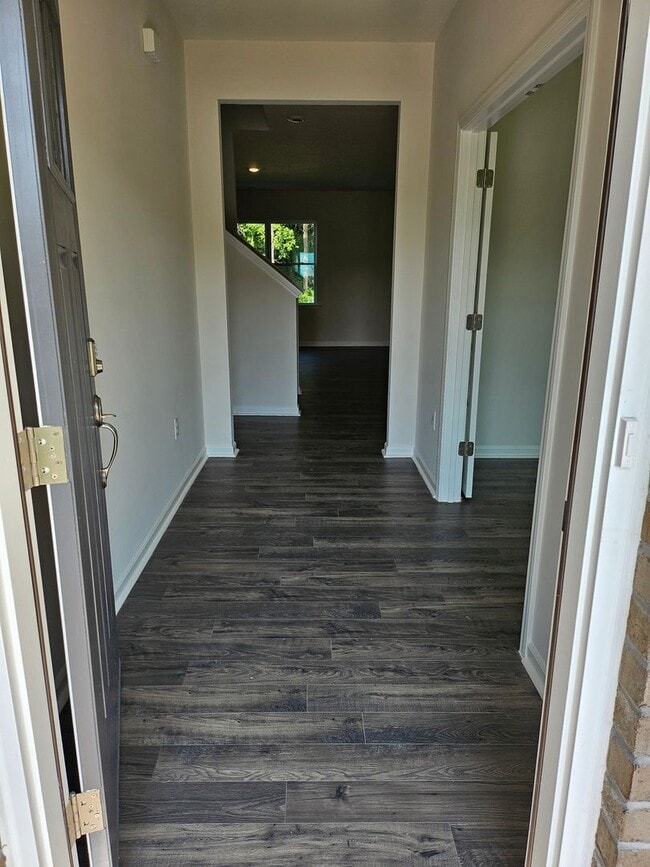 Photo - 925 Canis Minor Rd