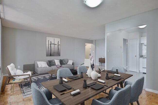 Building Photo - Crescent Town