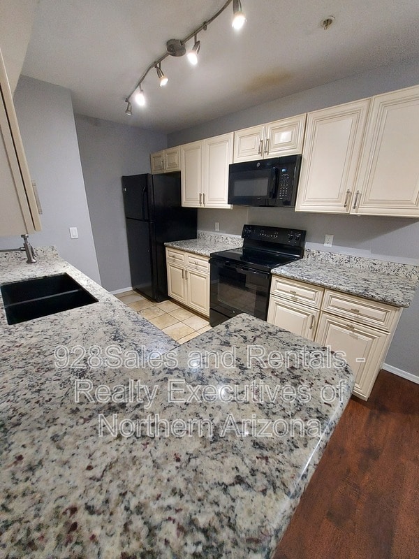 Photo - 1385 W University Ave Unit #11-181