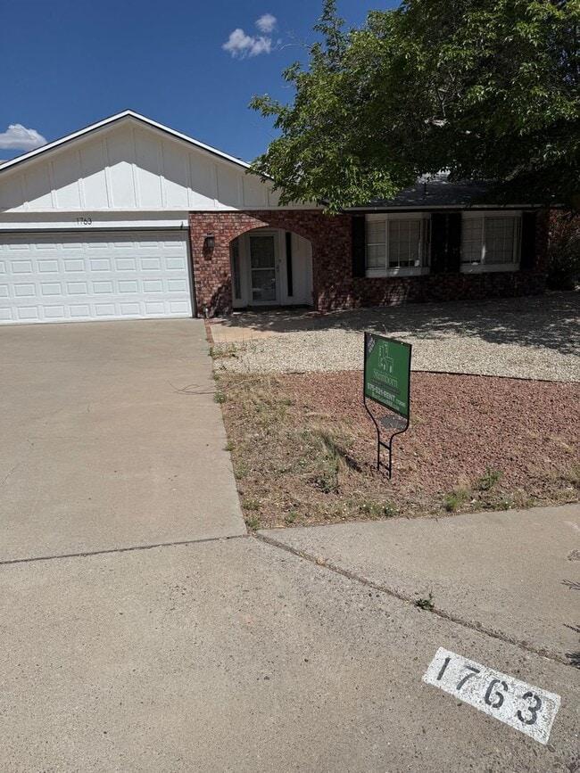 Building Photo - Charming 3-bedroom, 2-bath home in Las Cruces