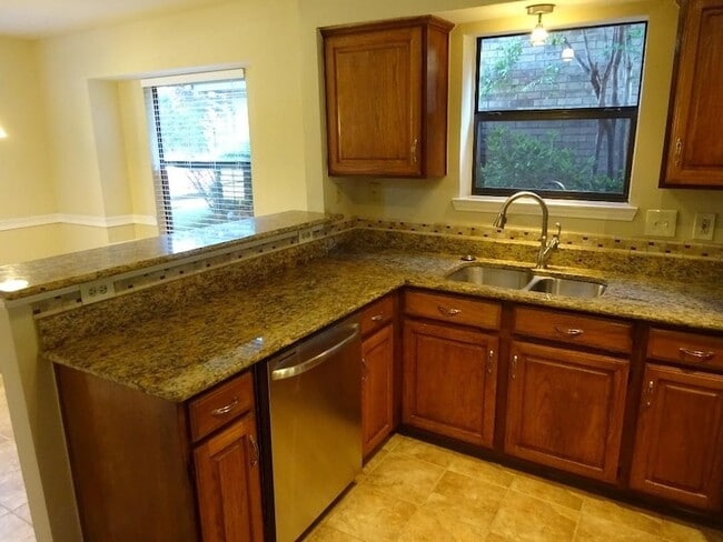 Photo - 109 Summer Pl Dr