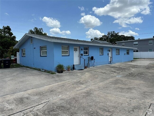 Building Photo - 1485 Drew St Rental