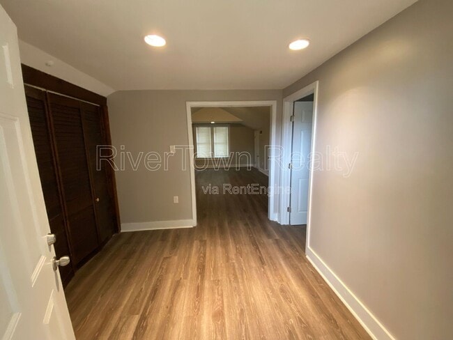 Building Photo - 3526 Spottswood Ave Unit 3