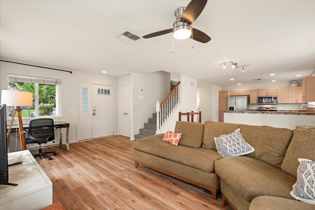 Photo - 21 Henohea Pl