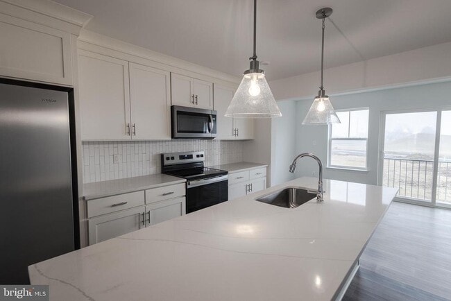 Building Photo - 25 Nymph Rd