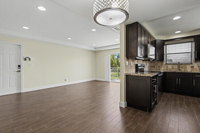 Photo - 1250 SW 113th Terrace Unit 204