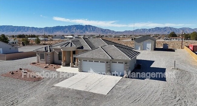 Photo - 3580 Prairie Ave