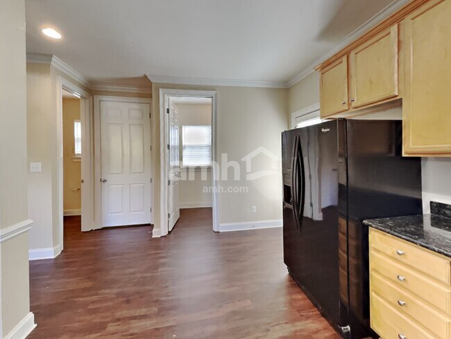 Photo - 16527 Ambassador Park Dr