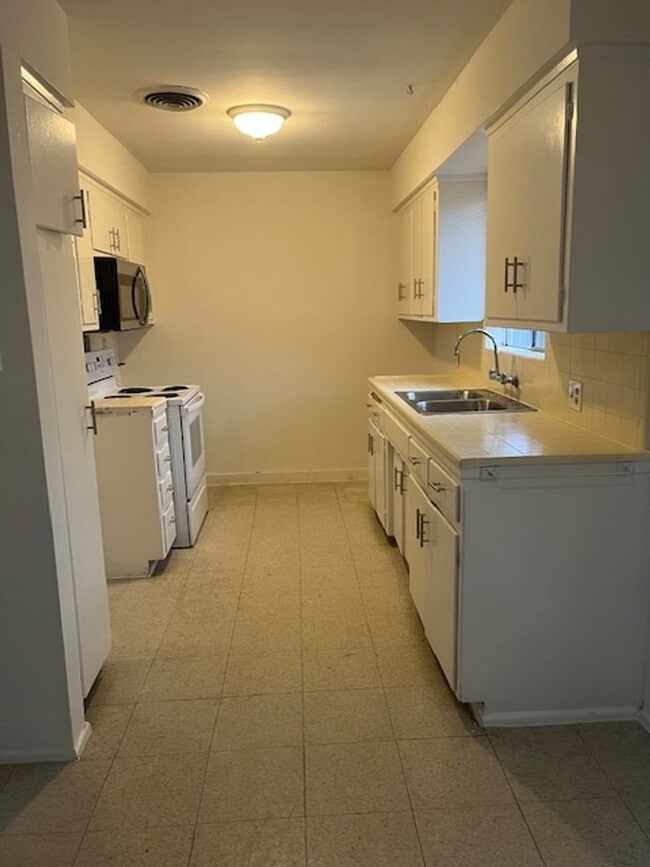 Photo - HT-406-410 Unit HT-406