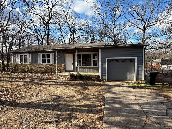 Building Photo - 3720 Old Jenny Lind Rd