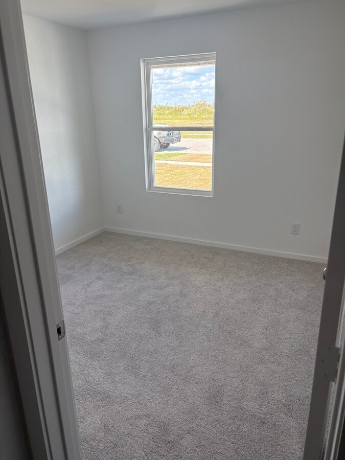 Photo - 112 Meadowbrook Dr