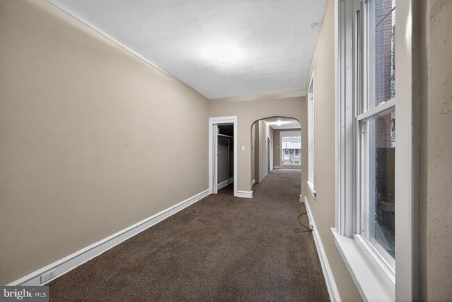 Photo - 827 N 10th St