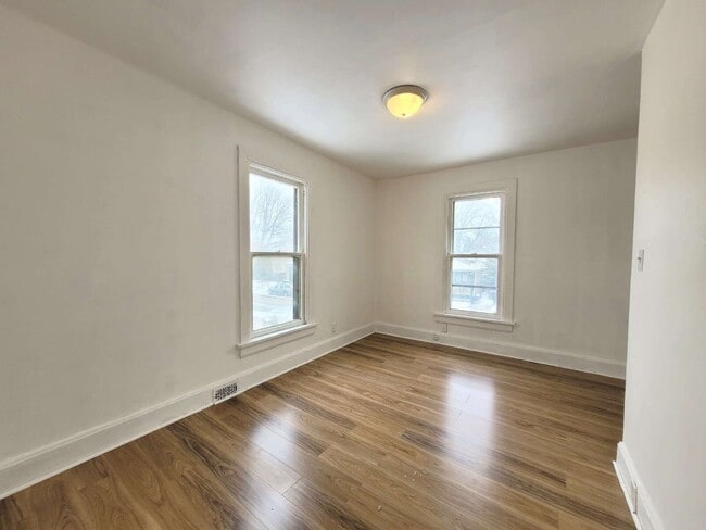 Photo - 604 9th St Unit UPPER