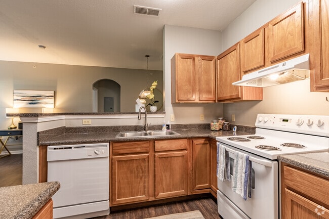 2Ba, 2Ba, 987 Sqft Model - Highland Ridge