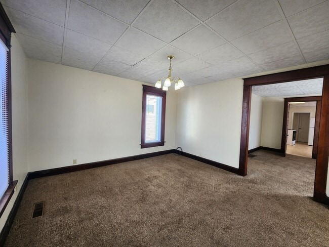 Photo - 3 Bedroom House w/Detached Garage!!!