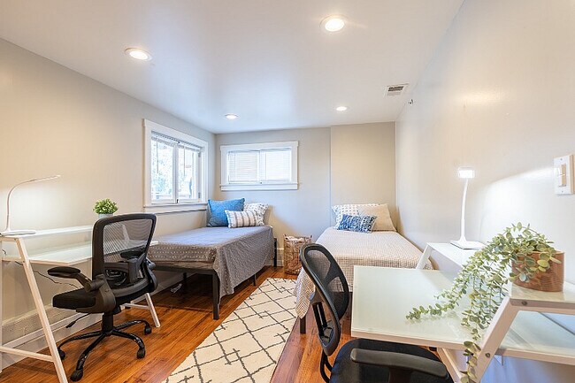 2901 Channing LLC