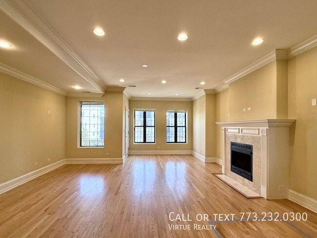 Photo - 5528 S Indiana Ave Unit 2