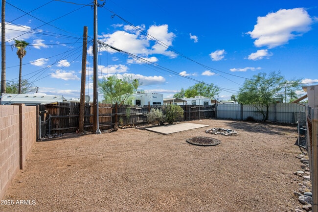 Photo - 2055 W Gregory St