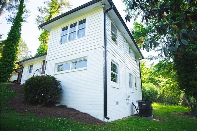 Photo - 3561 Misty Valley Rd