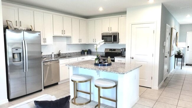 Photo - 1602 Fan Palm Dr