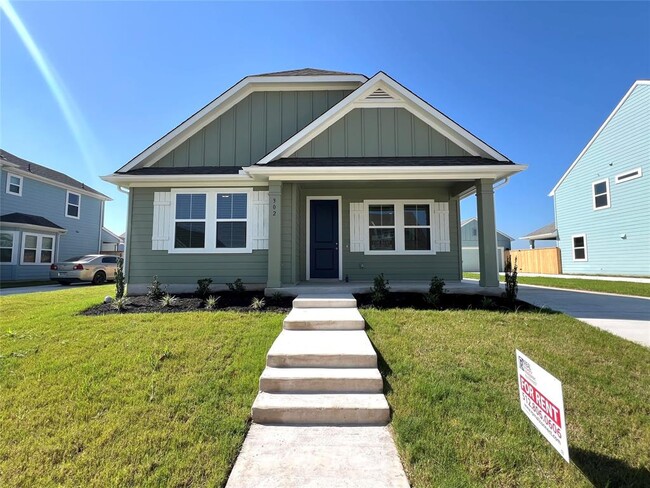 Building Photo - 302 Elm Br Trl