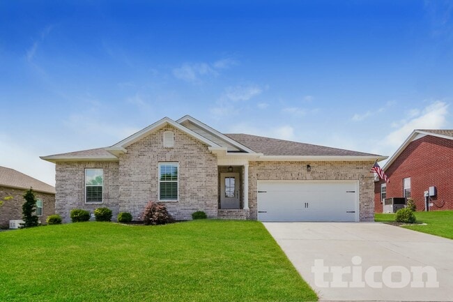 Building Photo - 424 Mya Marie Dr