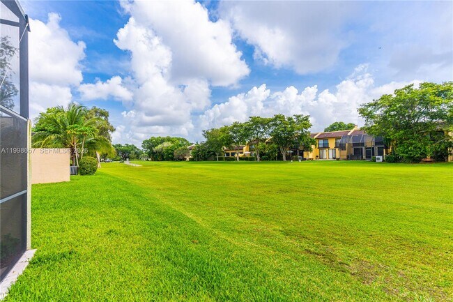 Photo - Costa Del Sol Boulevard, Doral, FL 33178 - 3 BR 3 BA townhouse