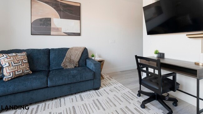 Photo - 2005 11th St NW Unidad 407