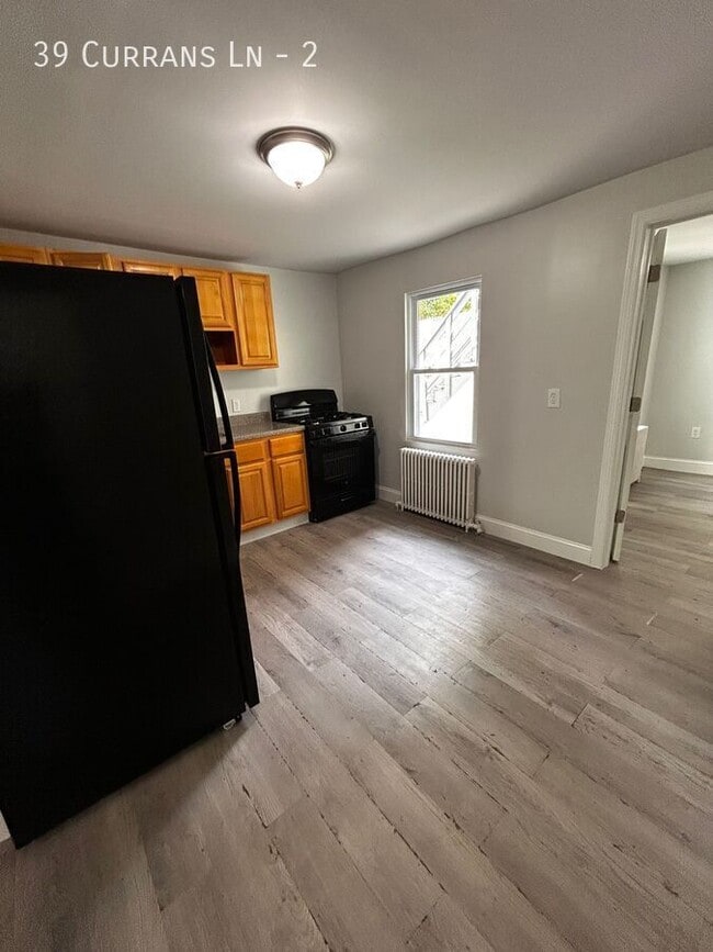 Building Photo - 39 Currans Ln Unit 2 Rental