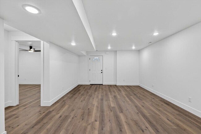 Photo - L199ER Unit #2 DOWNSTAIRS