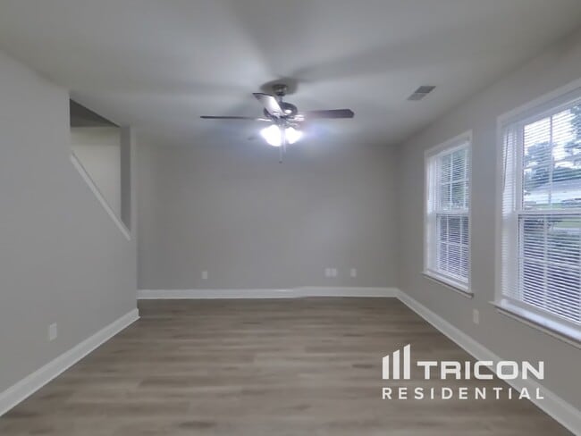 Photo - 2457 Terra Dr