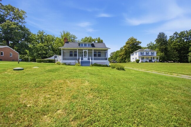 Building Photo - 801 Annapolis Rd