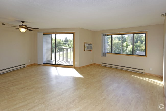 1HAB, 1BA - 790 ft² - Lakewood Hills Apartments