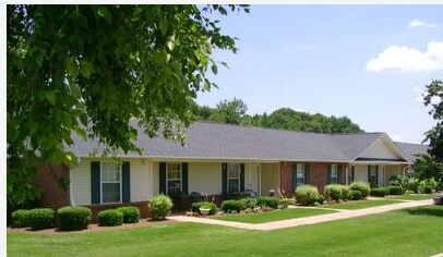 Photo - Crestview Manor