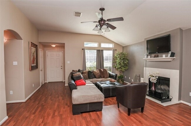 Photo - 18446 S Wimbledon Dr