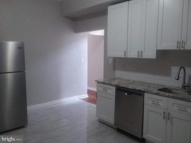 Photo - 2012 Mt Royal Terrace Unit 3