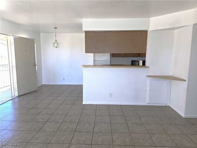 Photo - 1812 Fulstone Way Unit 3