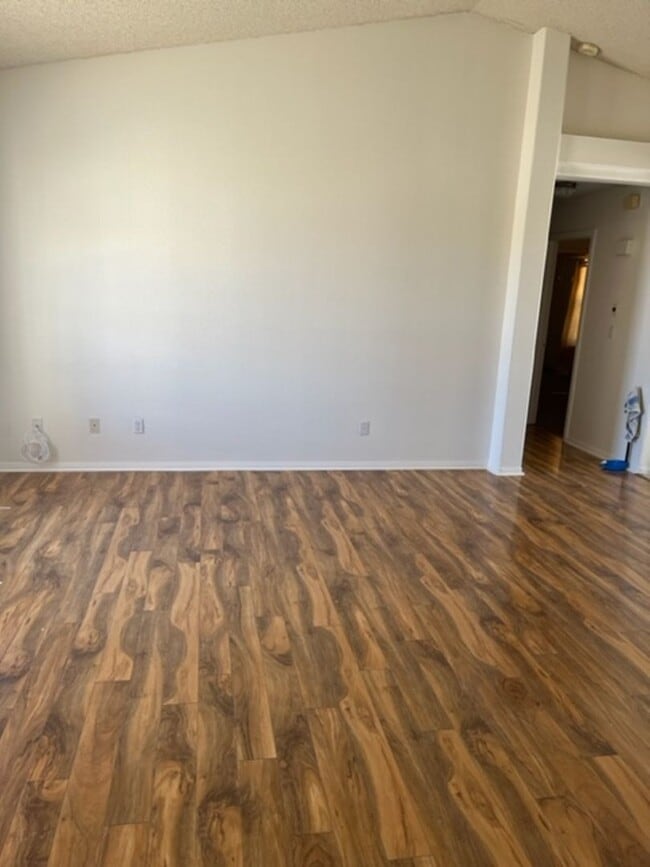 Photo - 20500 Cooper Dr