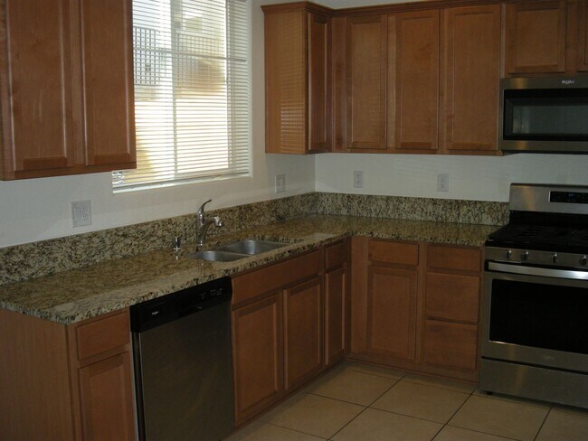 Photo - Three Bedroom, Two and a Half Bath Townhome Near UNR