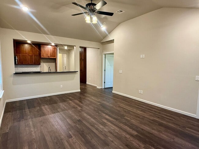 Photo - Beautiful 2 Bed 2 Bath! $500 Off First Ful...