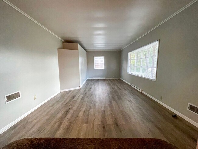 Photo - 824 W Wayne St Unit 828 W Wayne St.