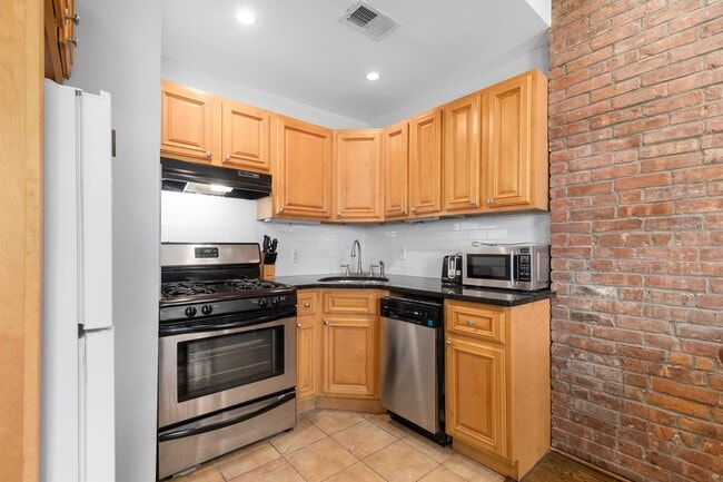 Photo - 241 Marin Blvd Unit 3