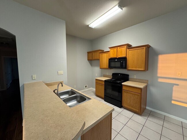 Photo - 1212-1214 Sironia Trail Unidad 1214 Sironia Trl