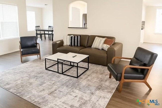 Photo - 2703 Tara Dr