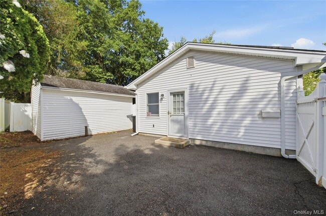 Photo - 34 Markwood Ln
