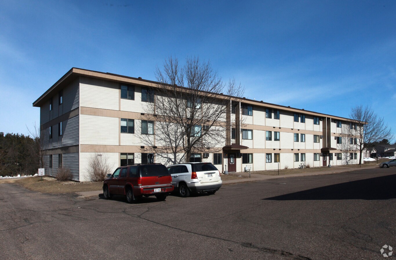 Town Edge Apartments - Town Edge Apartments