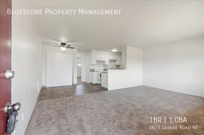 Photo - 1679 Savage Rd NE